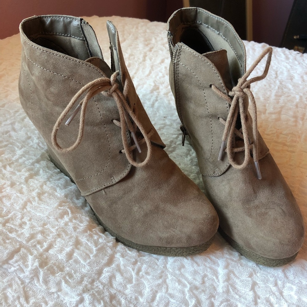 Suede MERONA ankle wedges